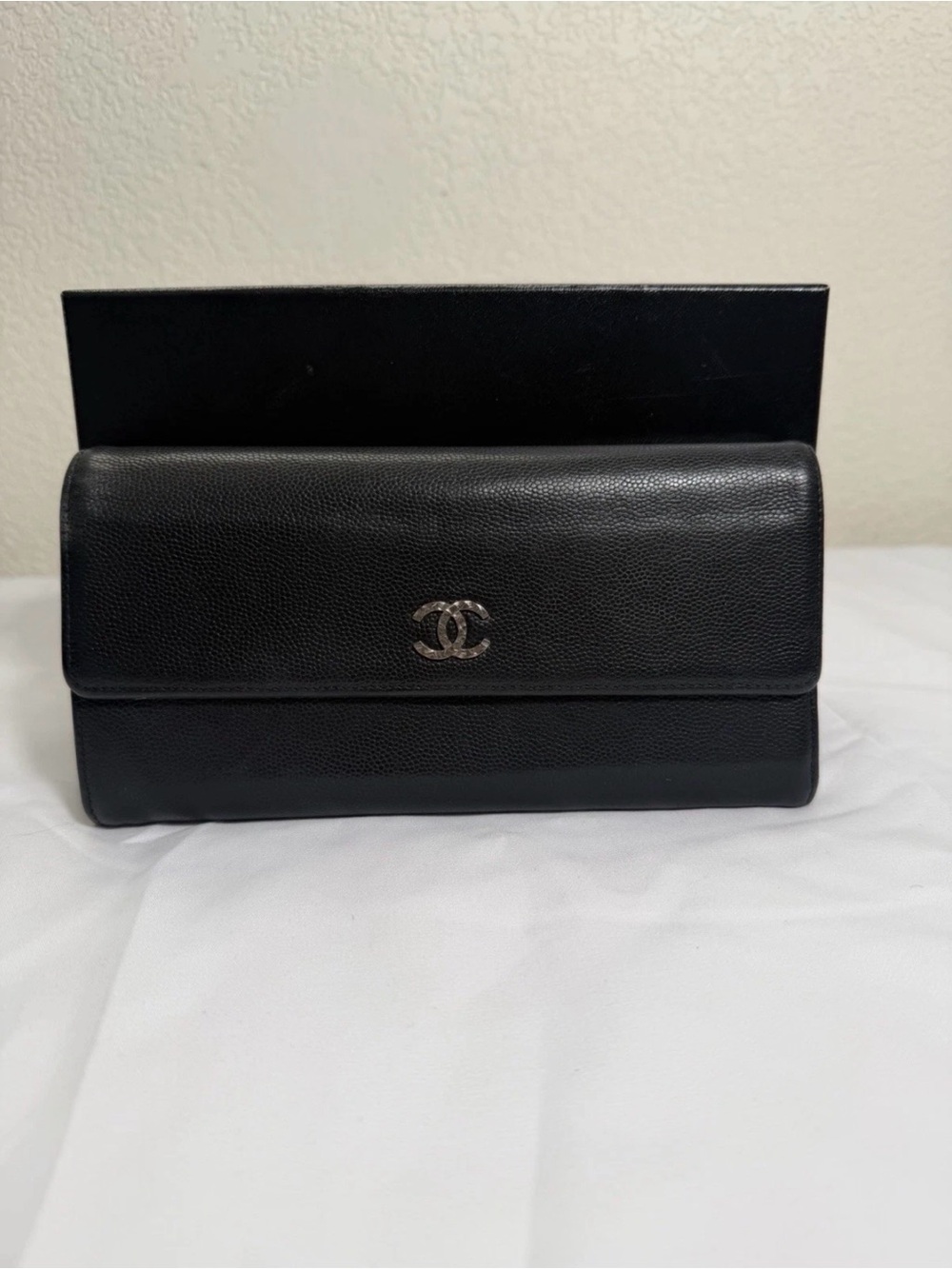 CHANEL Black Caviar Leather Flap Wallet with Silver CC